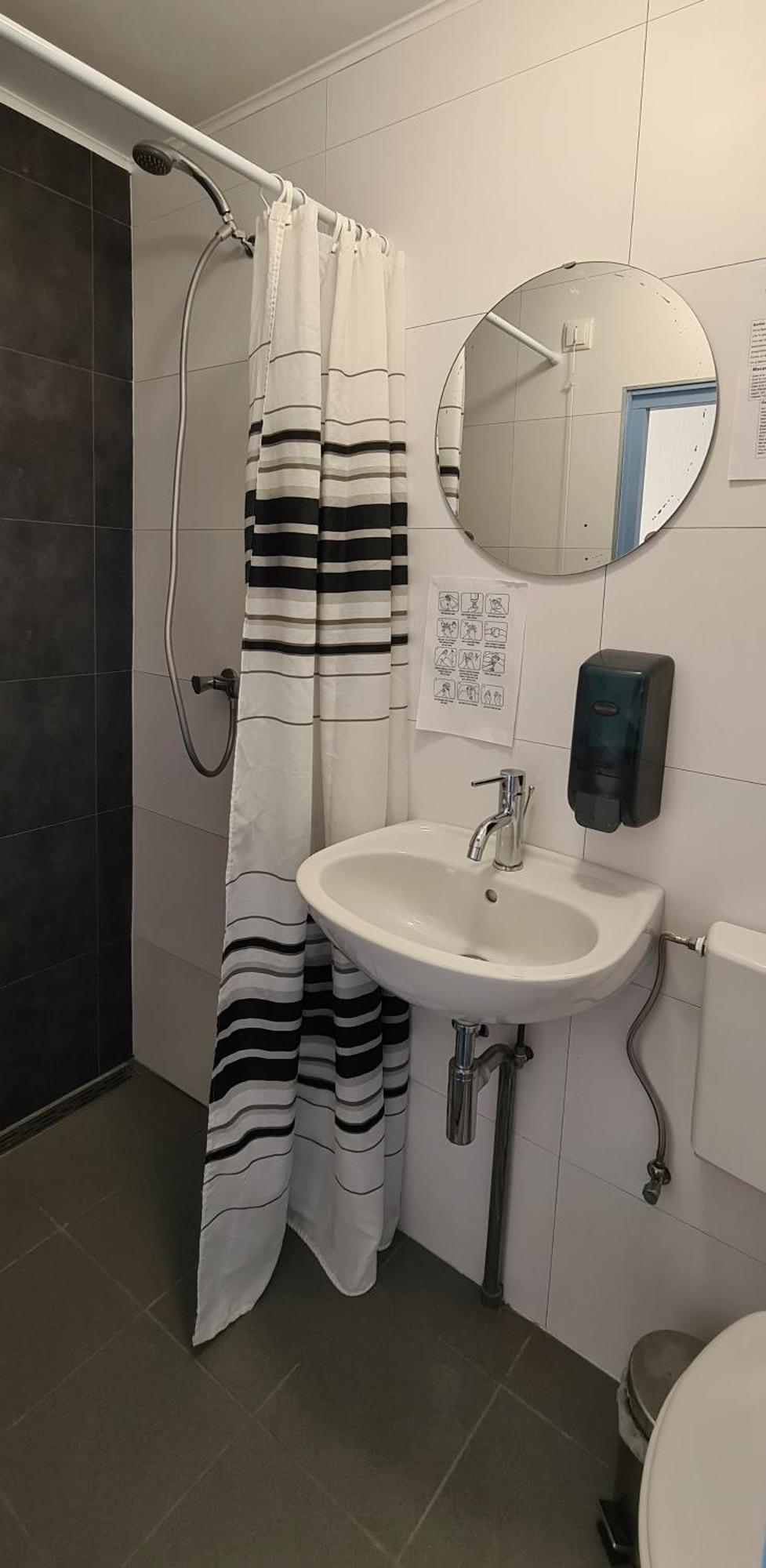 The Flying Pig Beach Hostel Noordwijk Quarto foto
